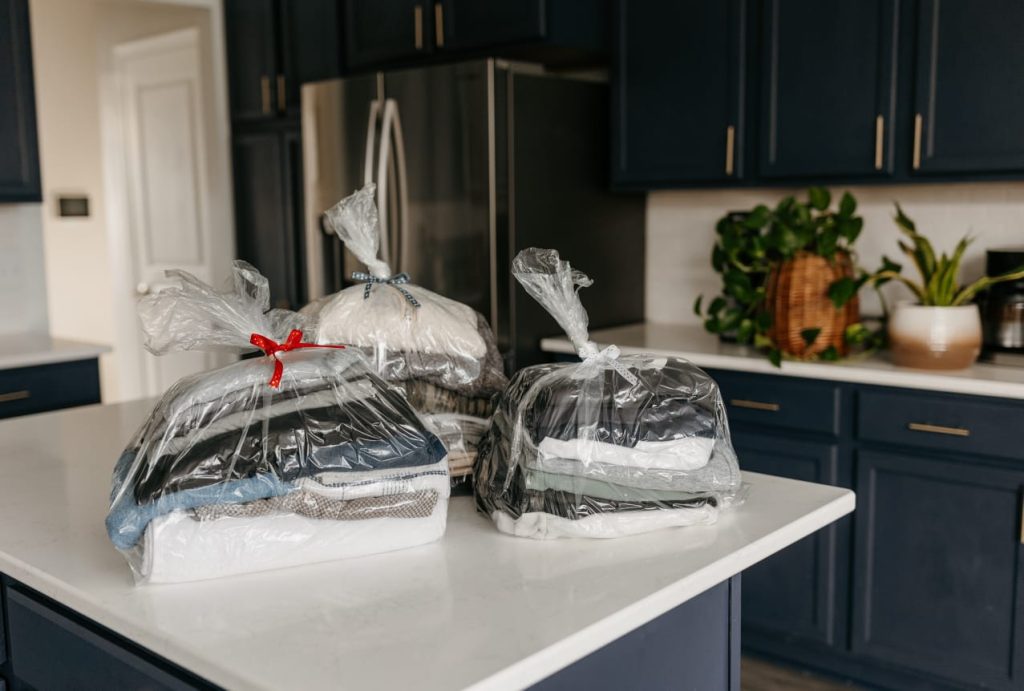 Why Businesses in Richwood, KY Choose Professional Laundry Services